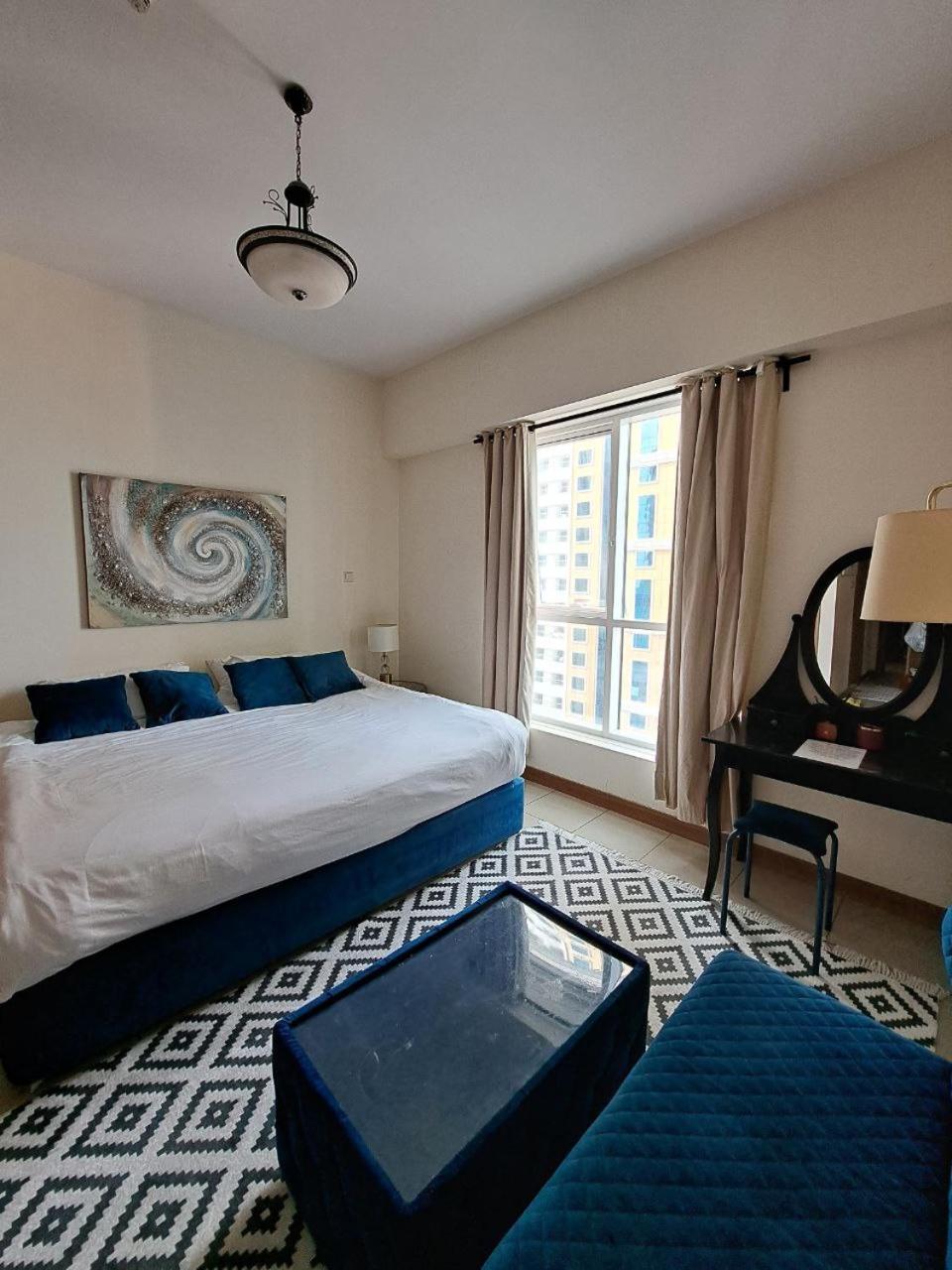 Serenity Paradise 2br In Marina *