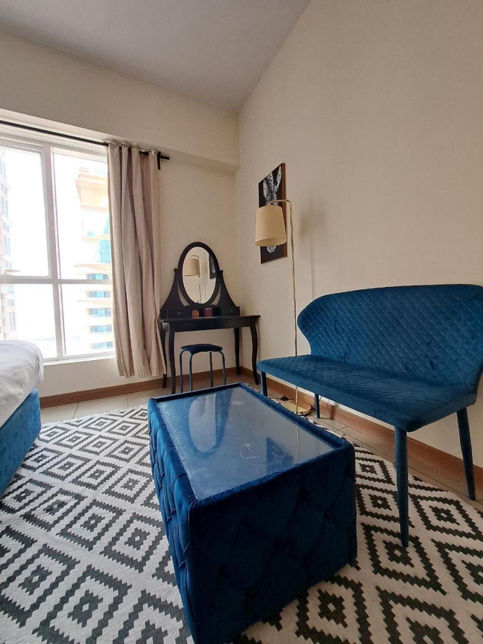 Serenity Paradise 2br In Marina Dubai