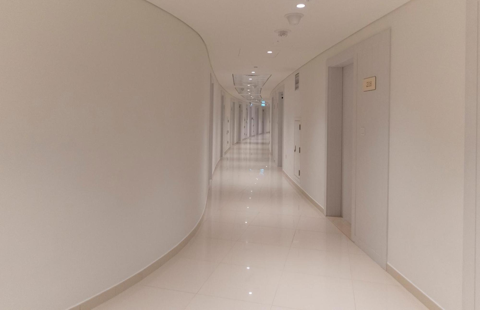 With Private Access At Palm Jumeirah Apartment