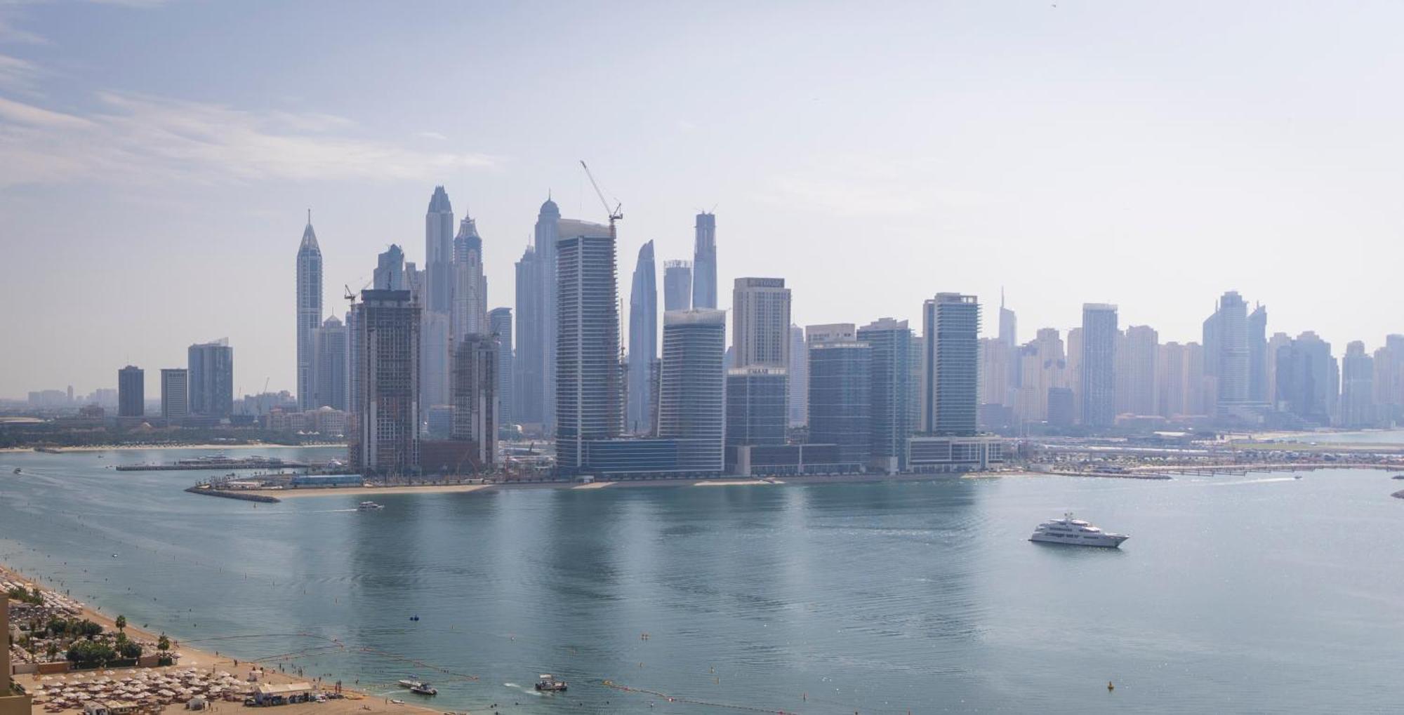 Apartment With Private Access At Palm Jumeirah *