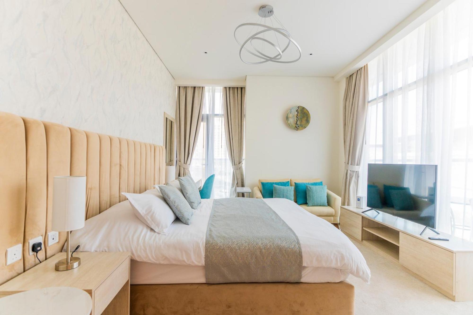 Apartment With Private Access At Palm Jumeirah