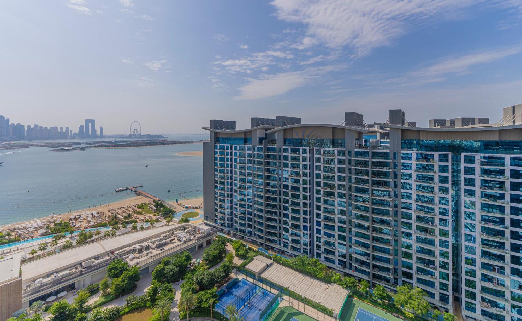 Apartment With Private Access At Palm Jumeirah Dubai