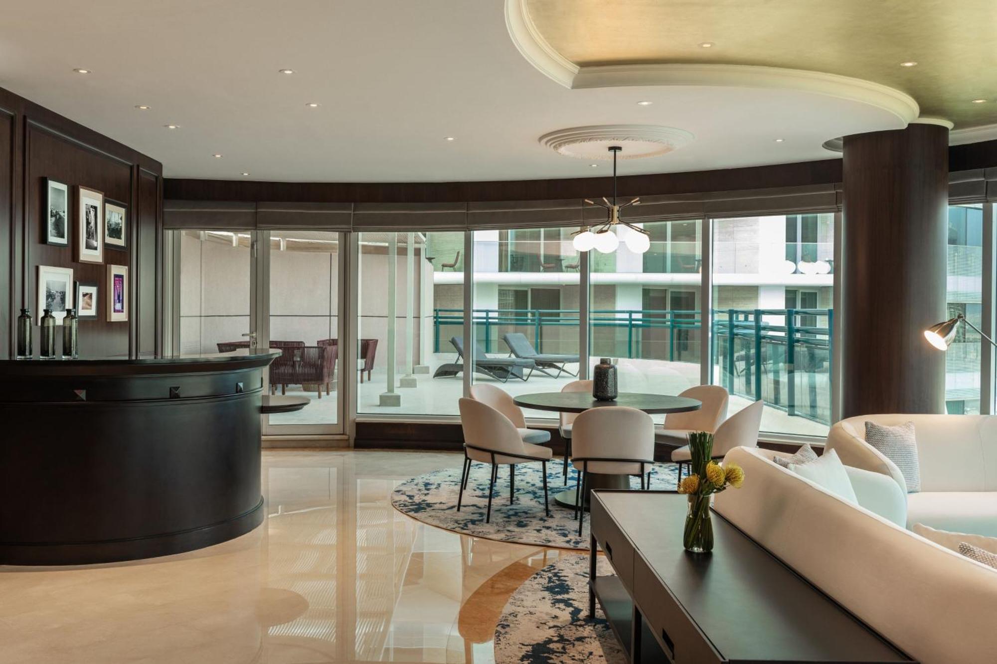 Le Meridien Mina Seyahi Beach & Waterpark