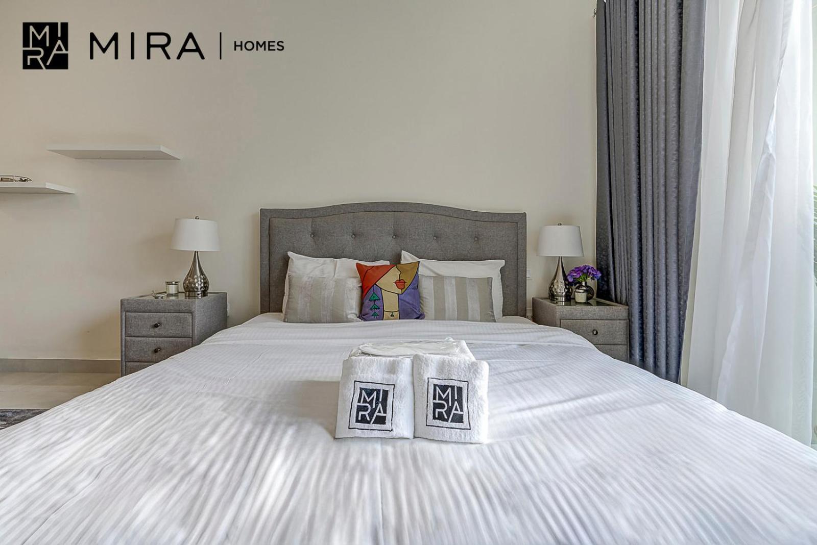 Mira Homes - Lovely In Ag Tower With Free Parking