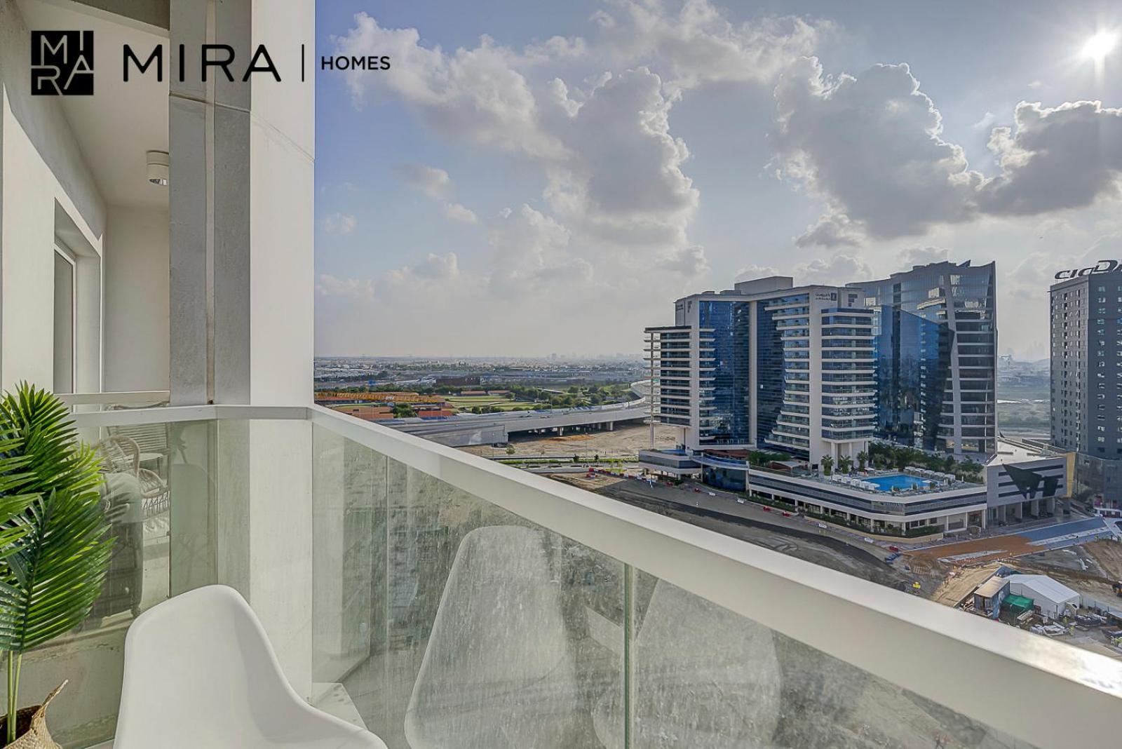 Mira Homes - Lovely In Ag Tower With Free Parking Apartamento *