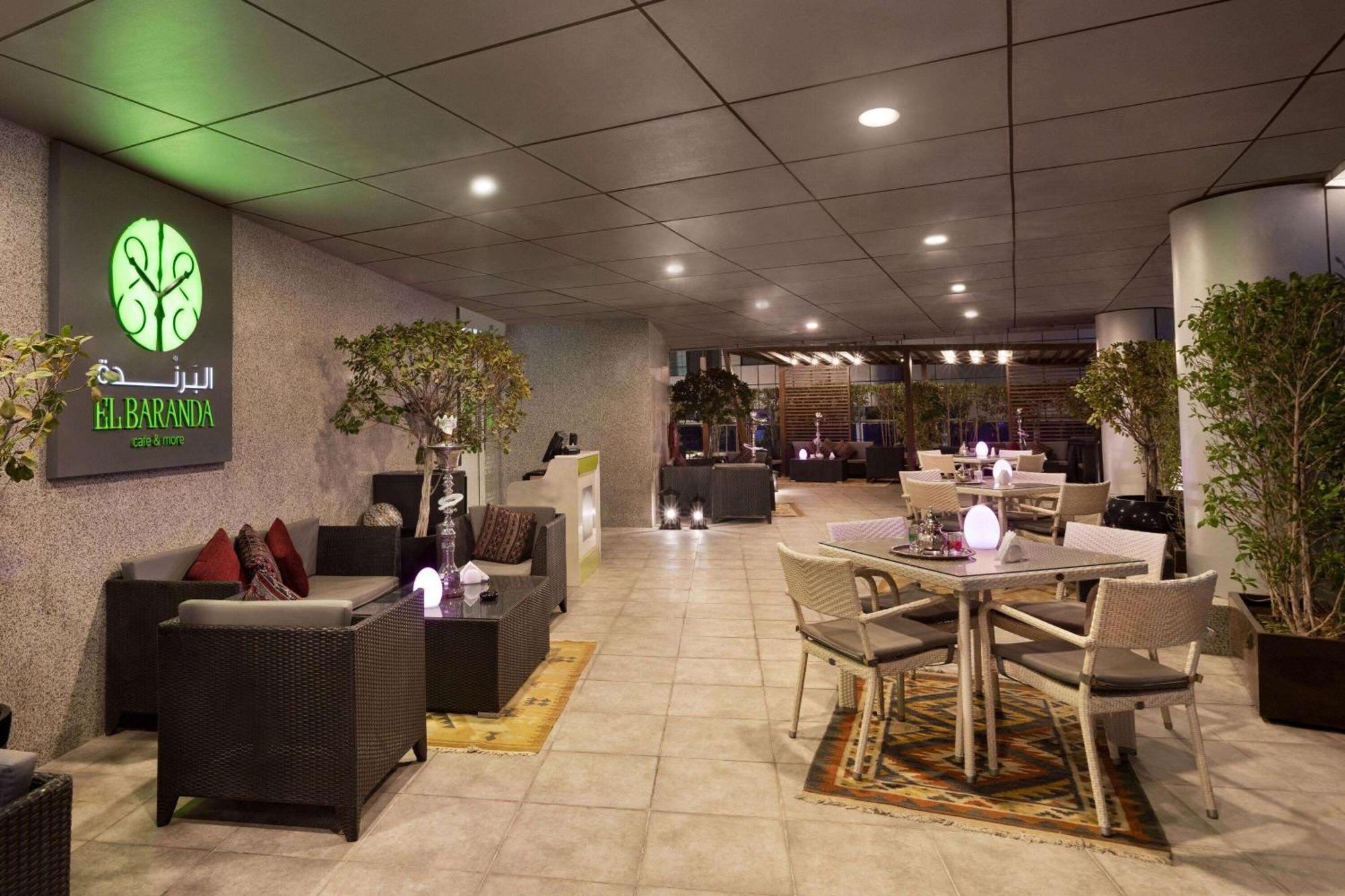 Hotel Ramada By Wyndham Barsha Heights 4*