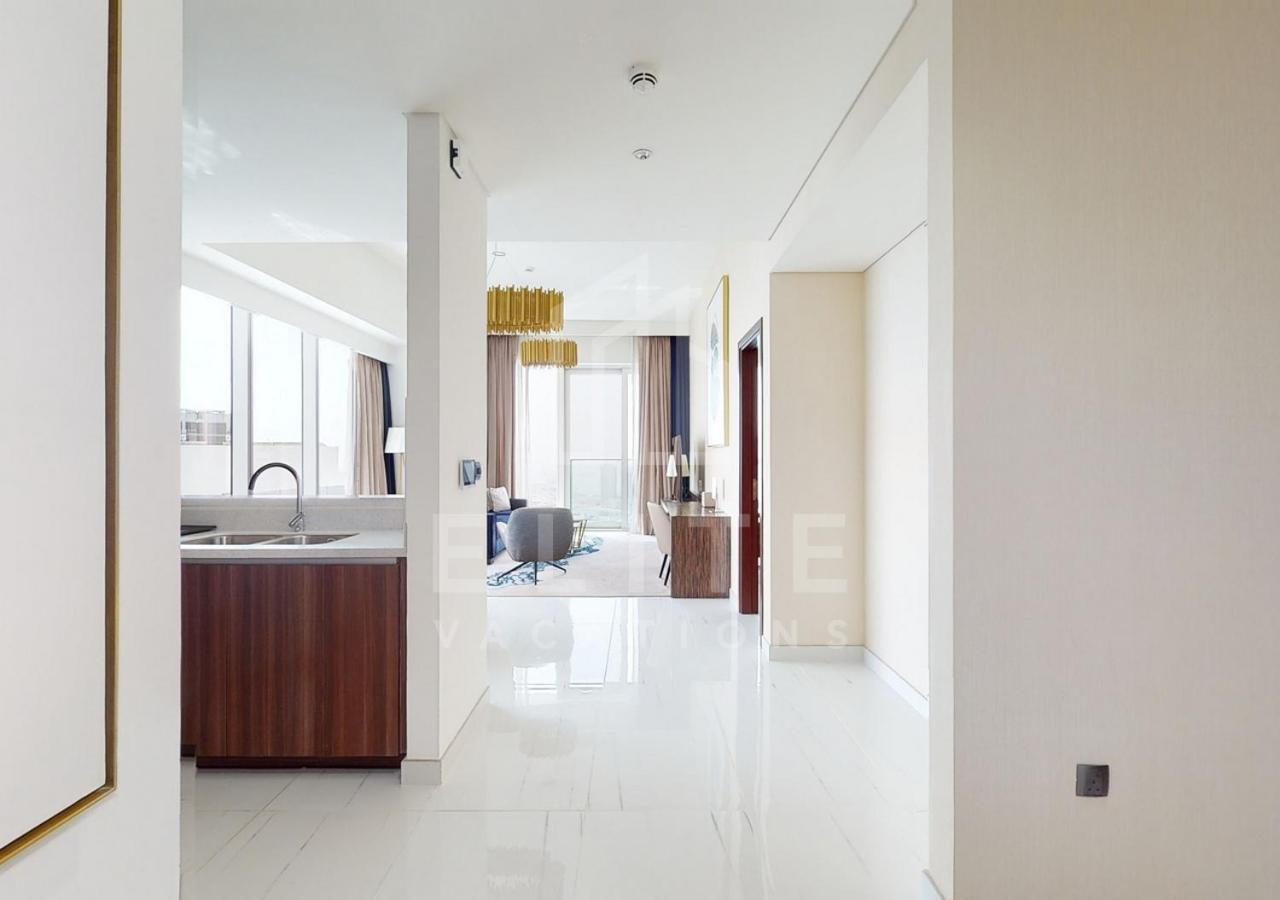 Full Palm And Ocean Views High Floor Avani 1 Bed!