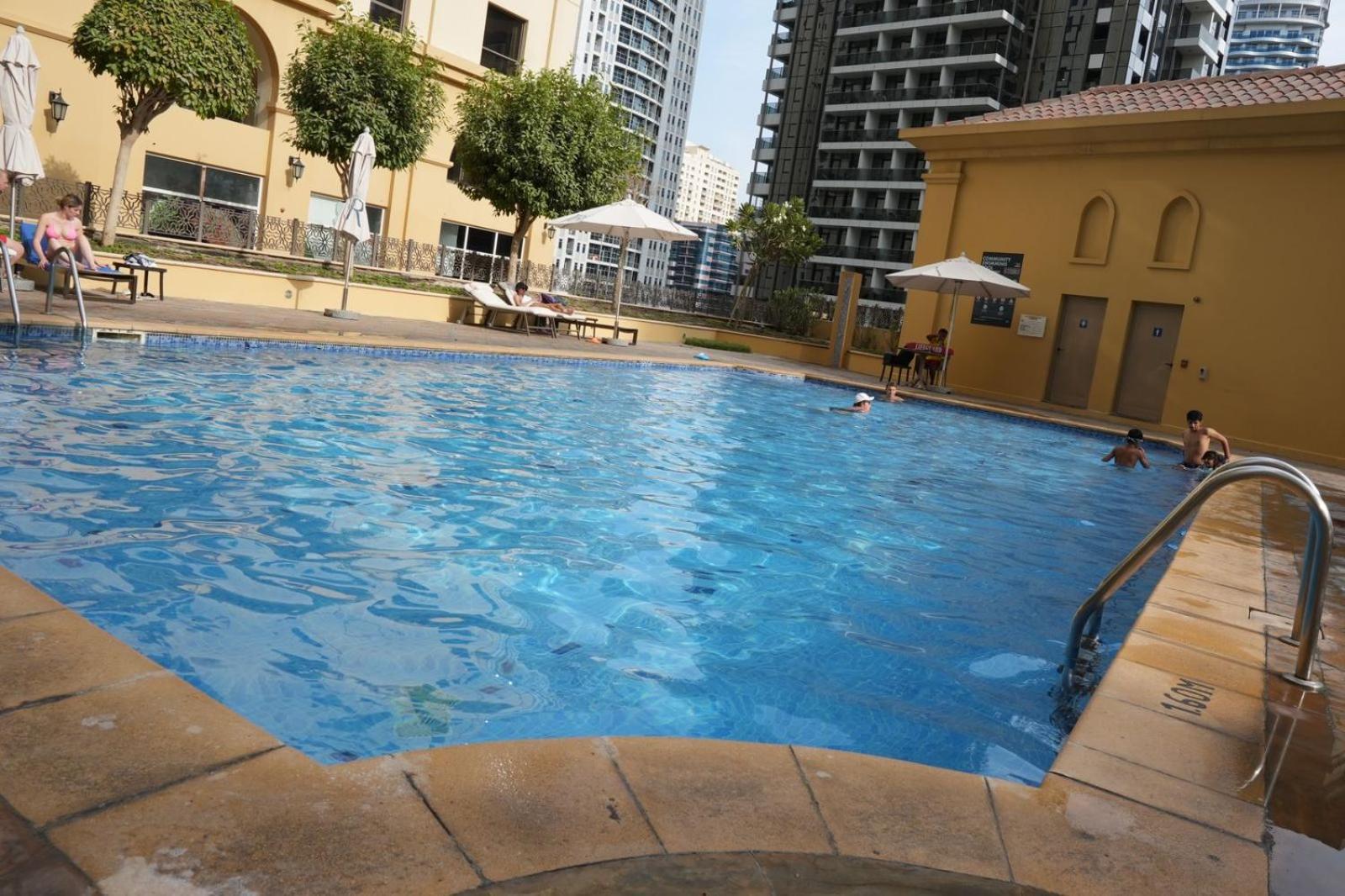 Albergue Shams Murjan Jbr Dubai