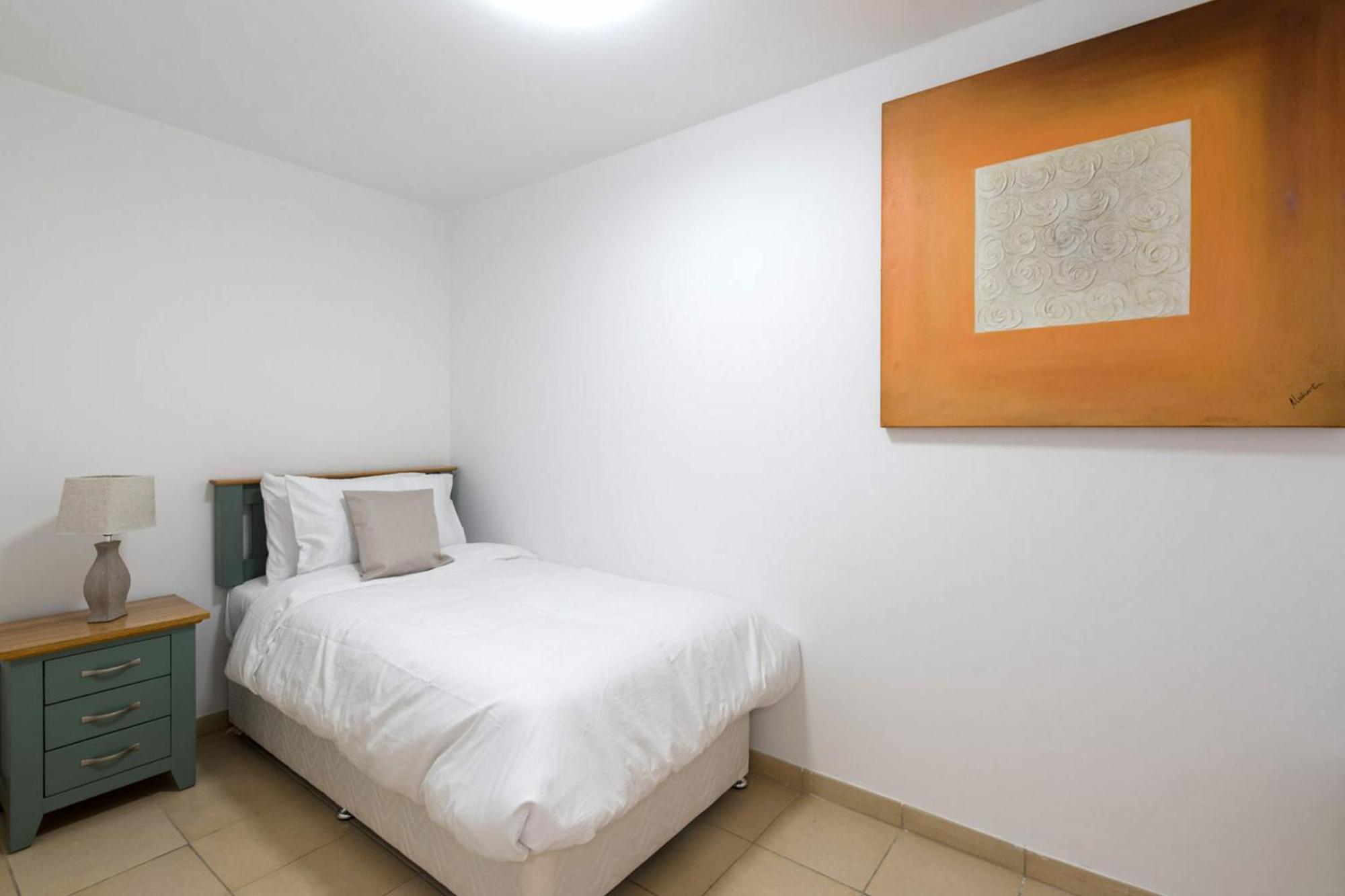 Stunning Marina & Sea View 4 Bedroom Apartment, Murjan 6 Jumeriah Apartment