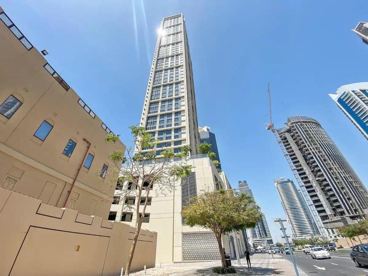 Primestay - Burj Royale 2br, Downtown Apartment