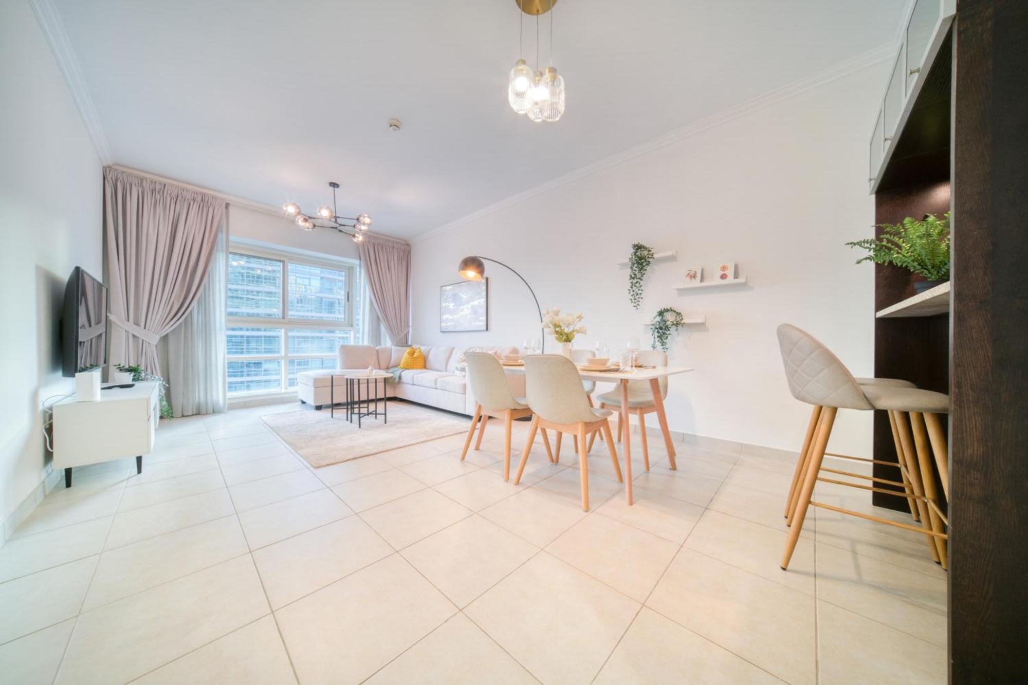 Marina Quays West, Marina - Mint