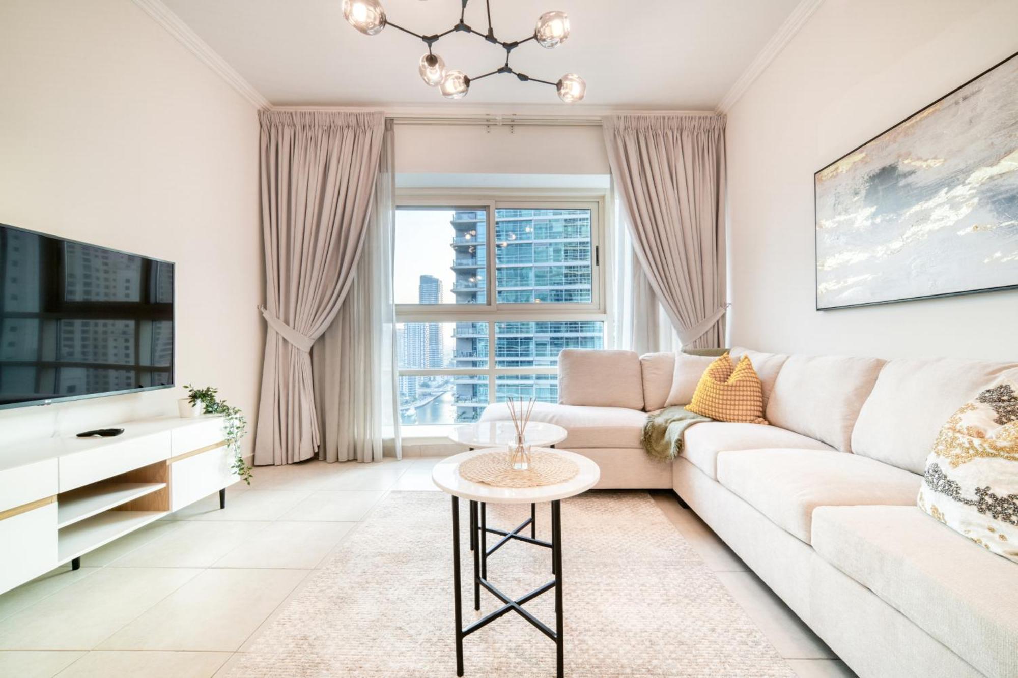 Marina Quays West, Marina - Mint Apartment