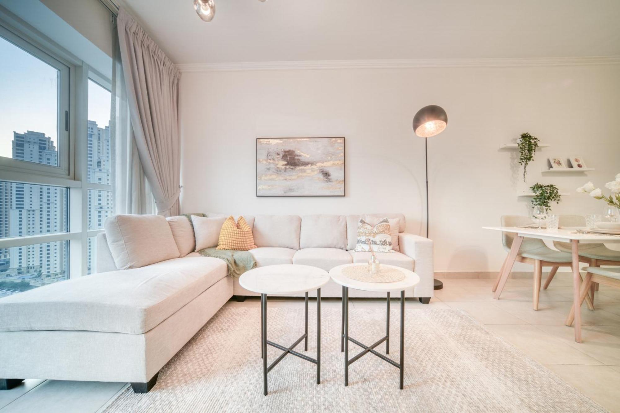 Marina Quays West, Marina - Mint Apartment *