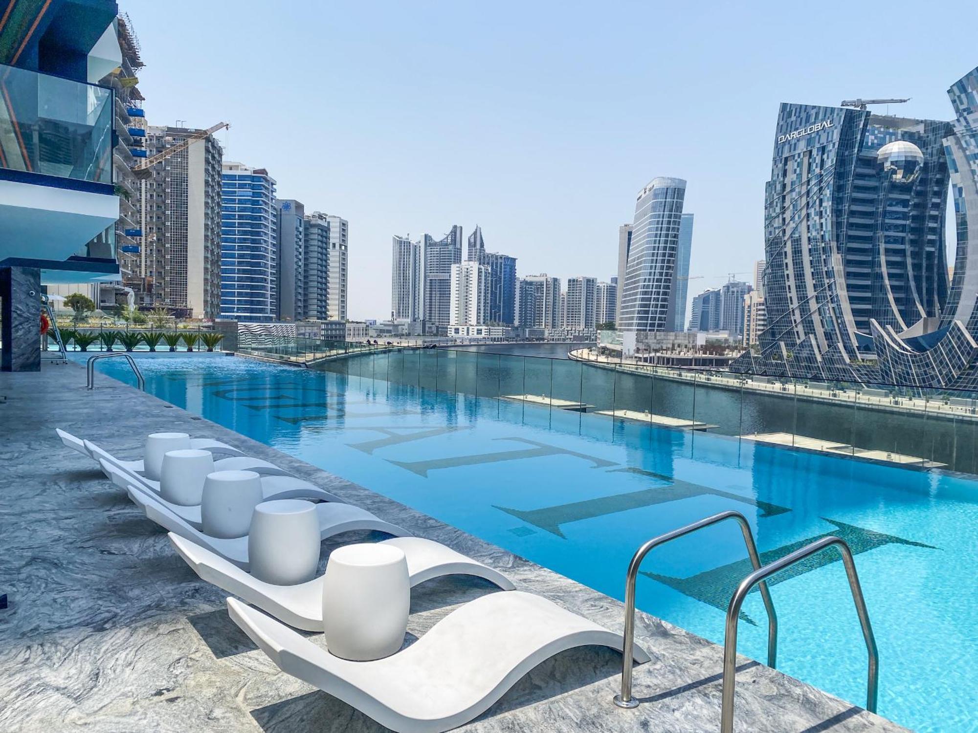 Easygo - Binghatti Canal Burj Khalifa View 1 Bedroom Apartment *