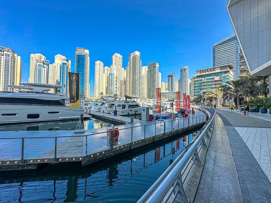Higuests - High Level Luxury With Marina Views Apartment