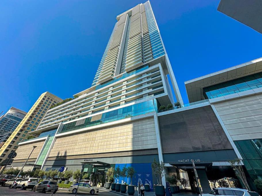 Higuests - High Level Luxury With Marina Views