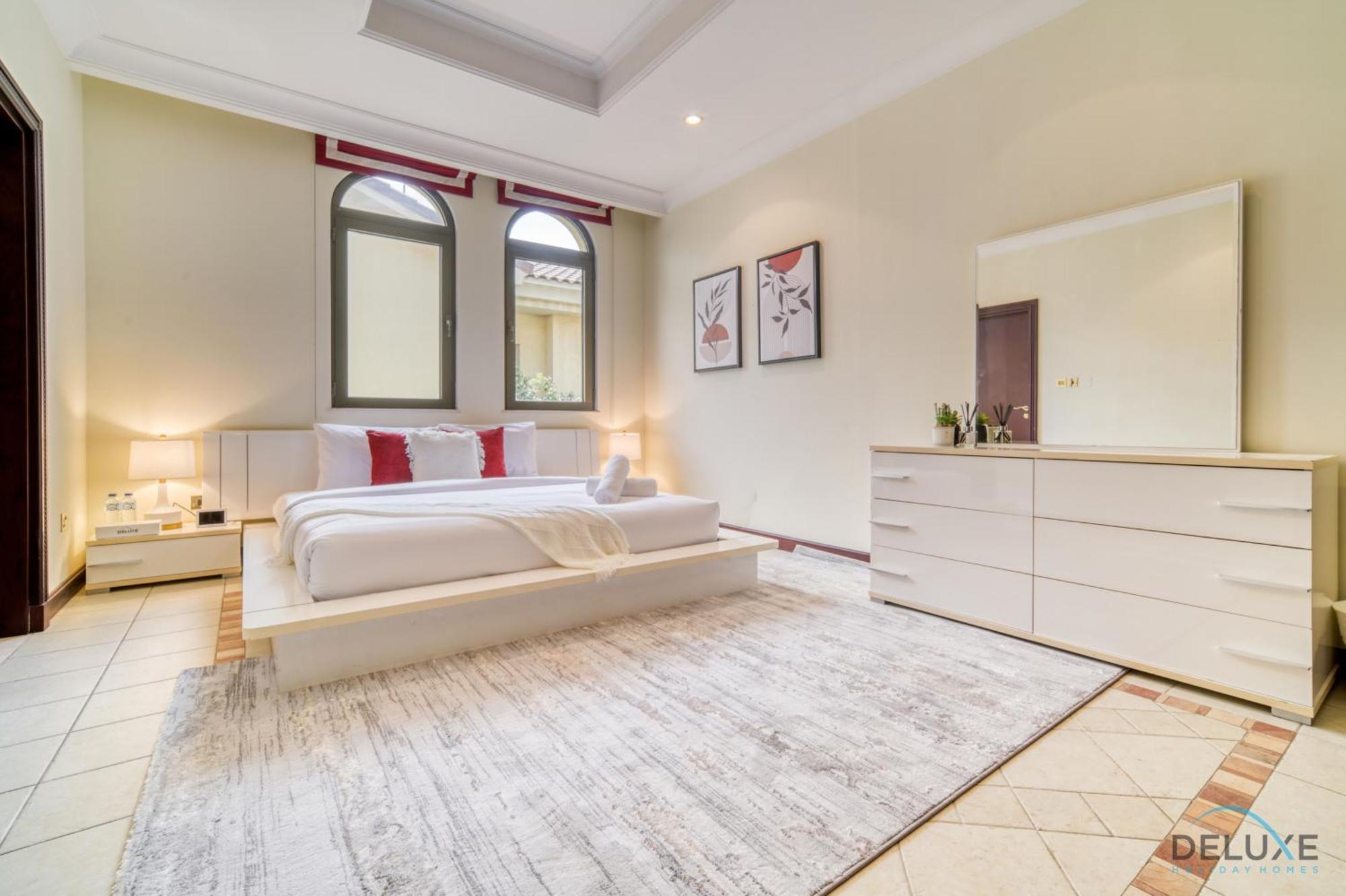 Apartment Premier 6br With Assistant's And Private Pool In Frond E Palm Jumeirah By Deluxe Homes *
