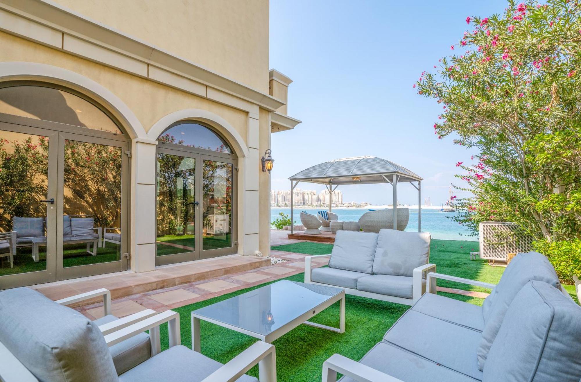 Vacay Lettings -private Pool & Beach At Palm Jumeirah Villa