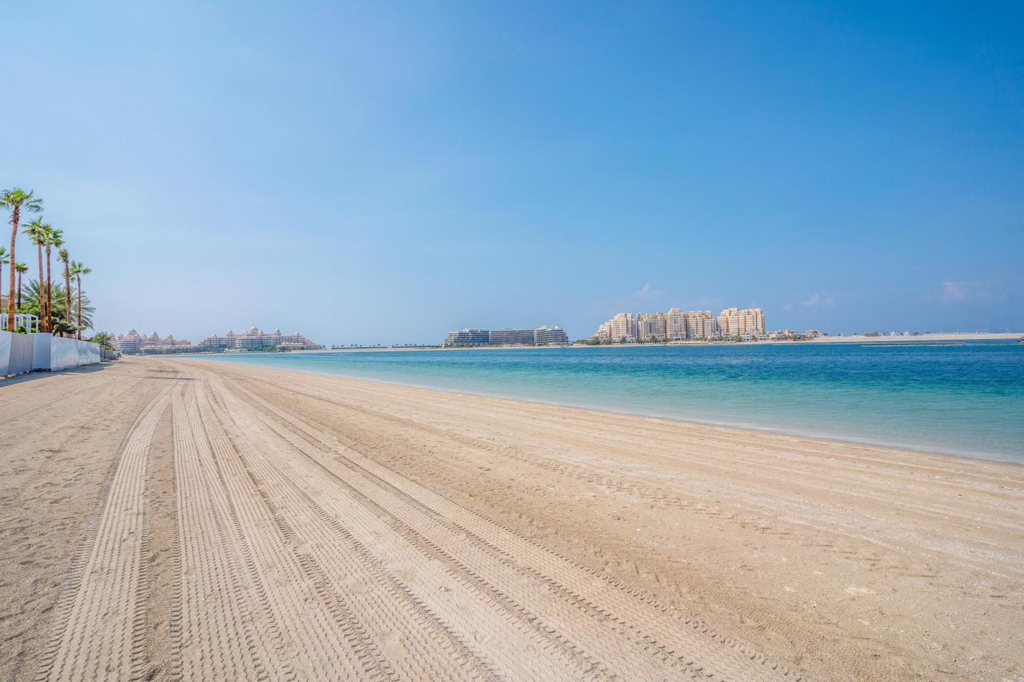 Vacay Lettings -private Pool & Beach At Palm Jumeirah Villa Dubai