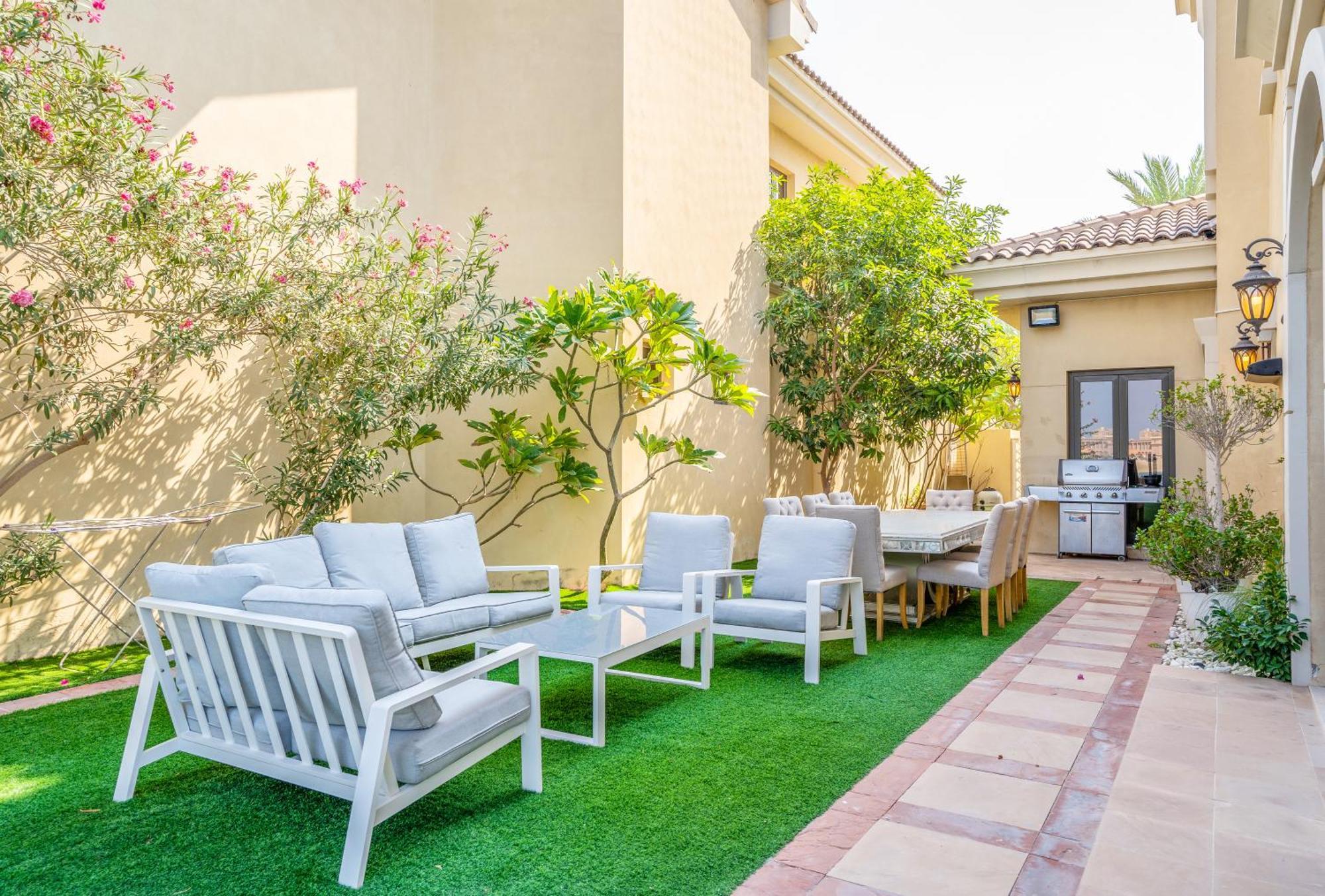 Villa Vacay Lettings -private Pool & Beach At Palm Jumeirah Dubai