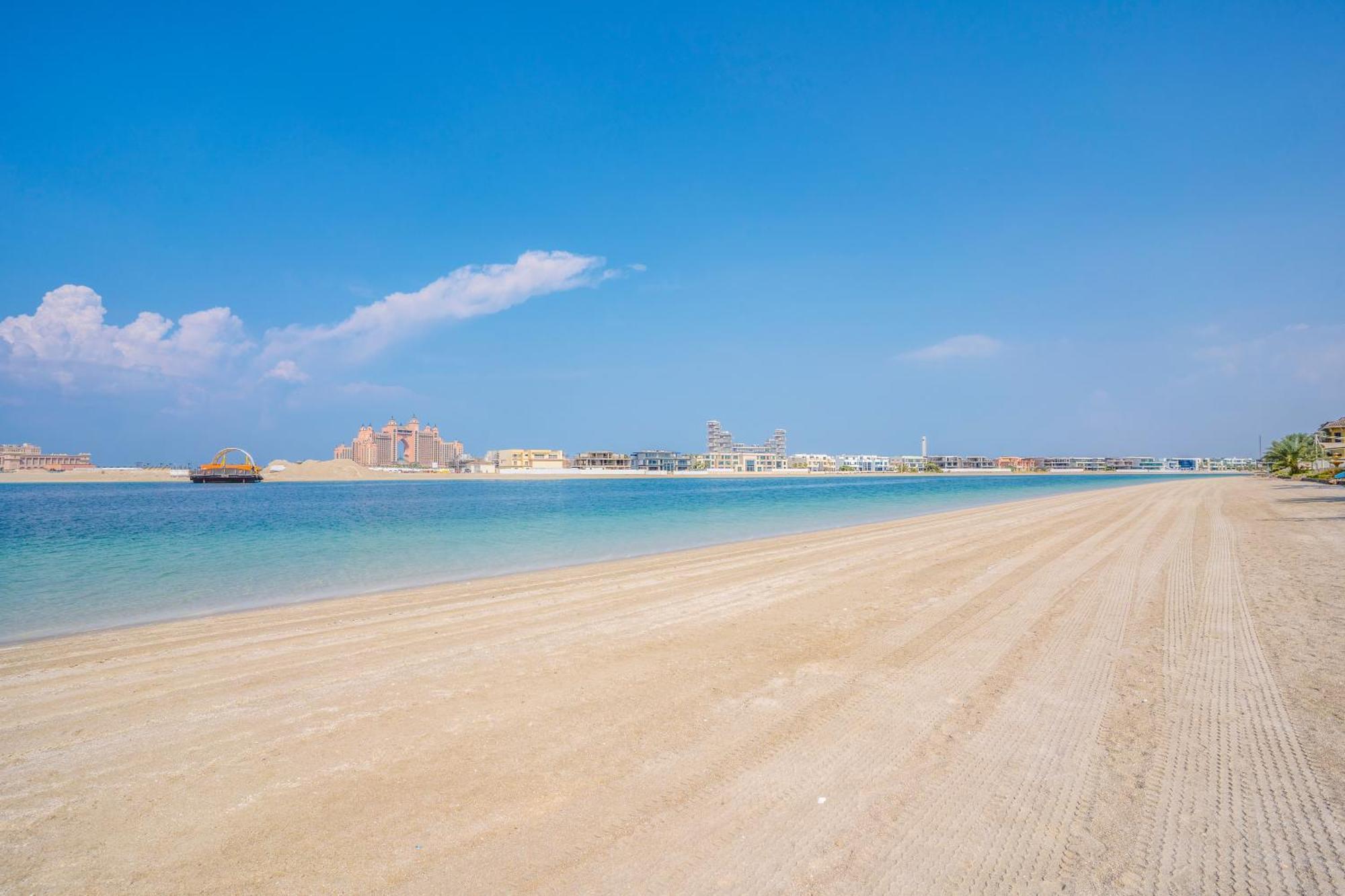 Vacay Lettings -private Pool & Beach At Palm Jumeirah Dubai