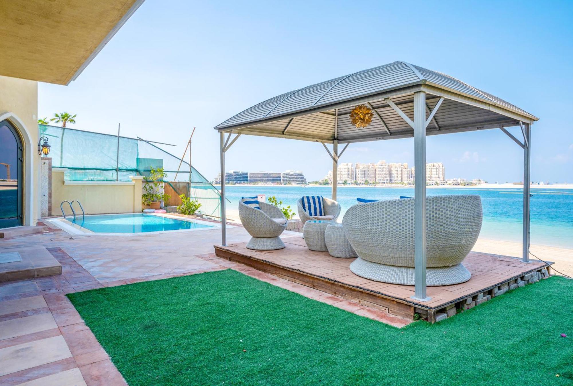 Villa Vacay Lettings -private Pool & Beach At Palm Jumeirah *