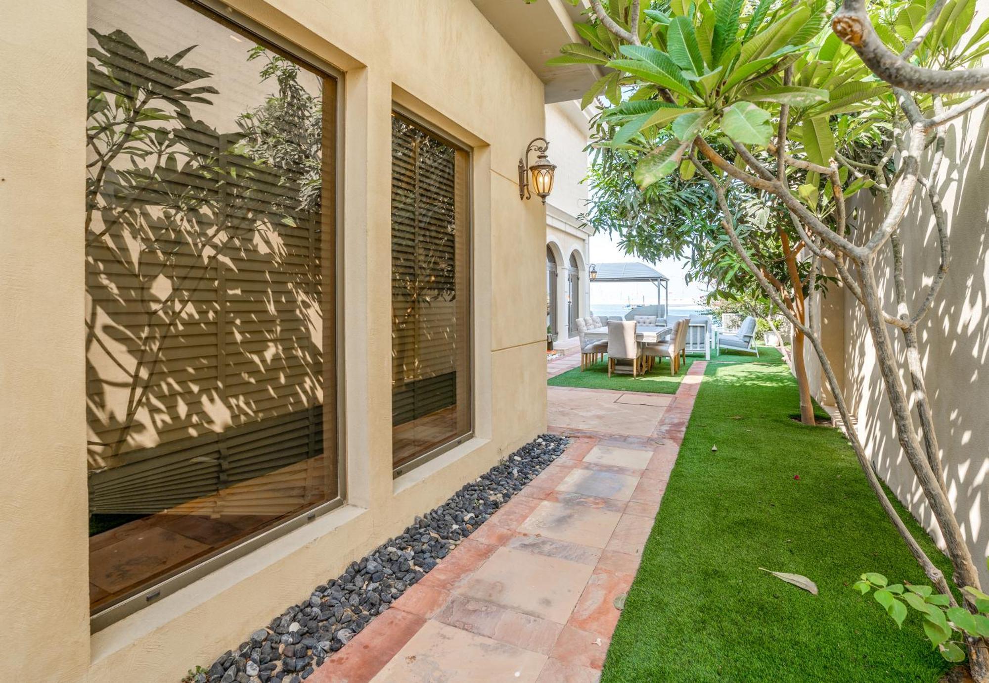Vacay Lettings -private Pool & Beach At Palm Jumeirah *