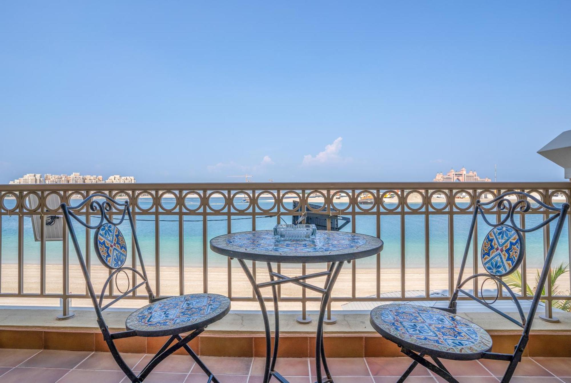 Villa Vacay Lettings -private Pool & Beach At Palm Jumeirah *