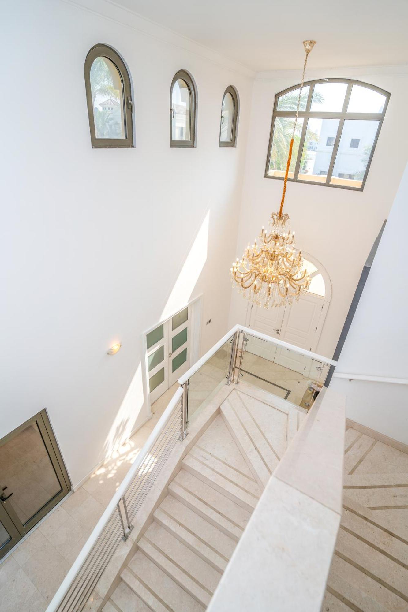Villa Vacay Lettings -private Pool & Beach At Palm Jumeirah *