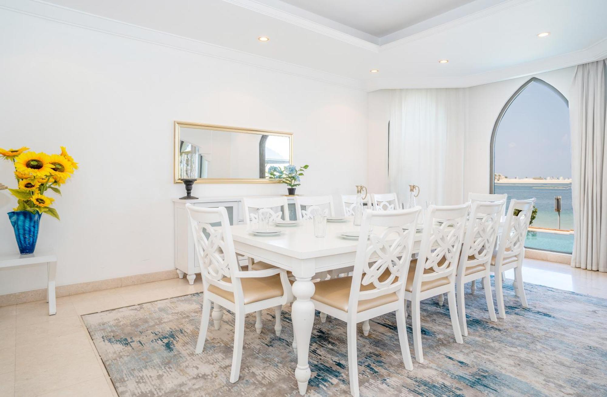 Vacay Lettings -private Pool & Beach At Palm Jumeirah Villa *