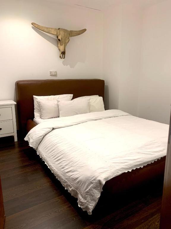 Norton Court Apt Motorcity Apartment