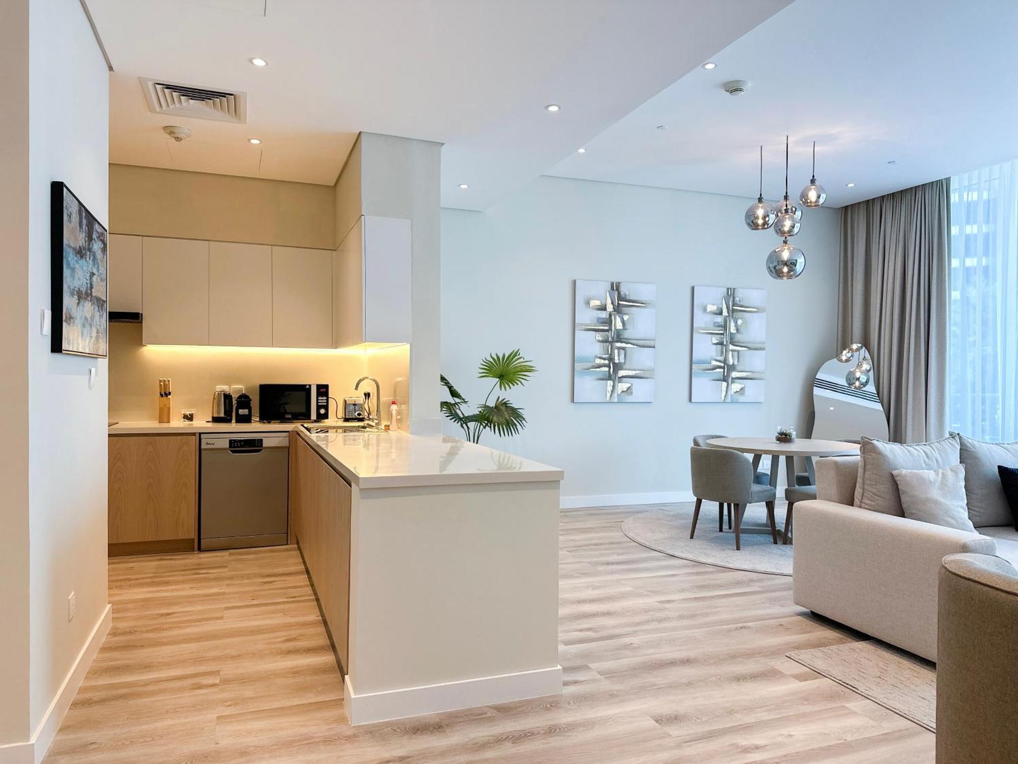 Renovated Marina View In Oceana Apartment