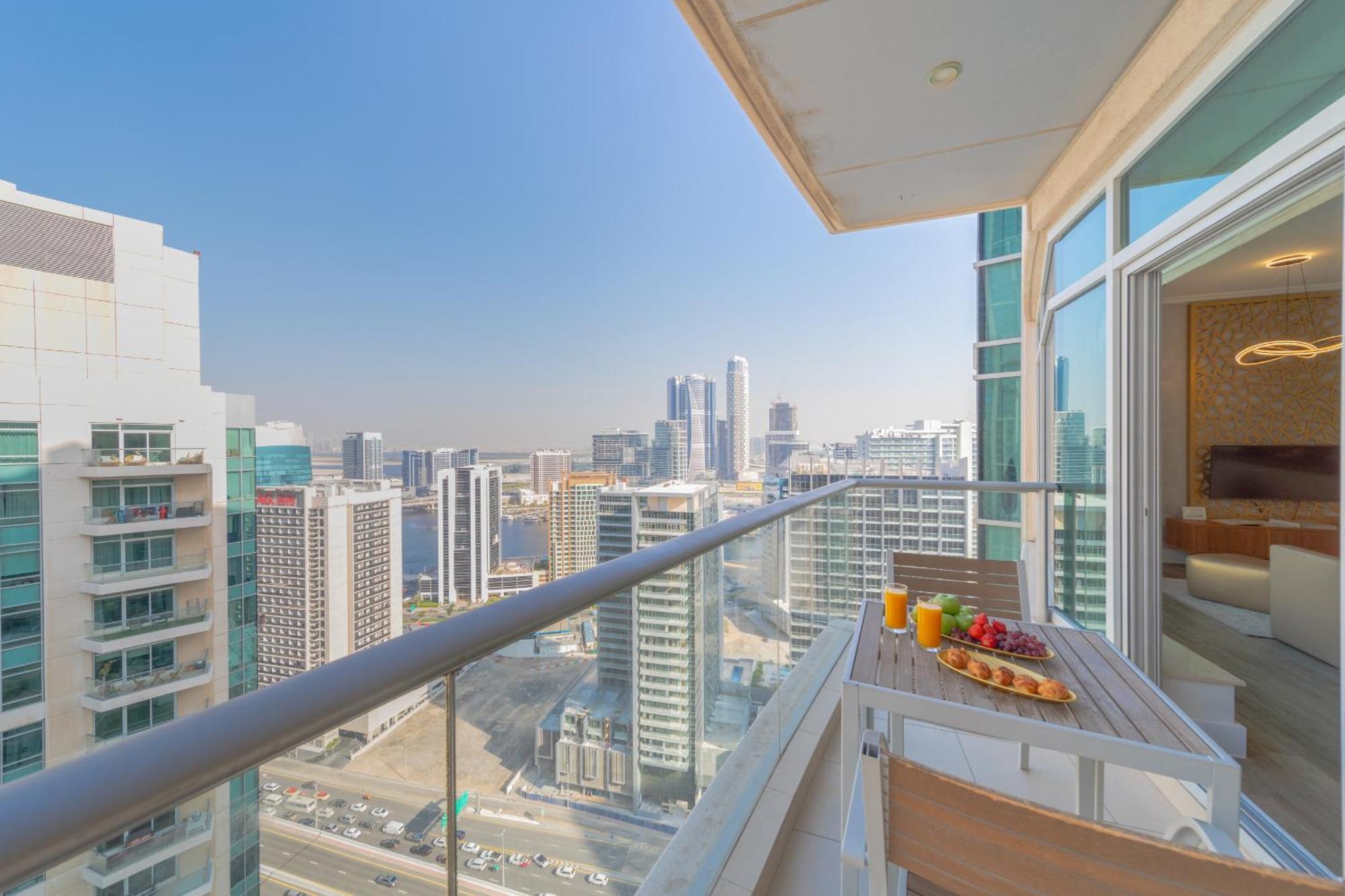 Daire Boutique Living - Burj Views - Renovated