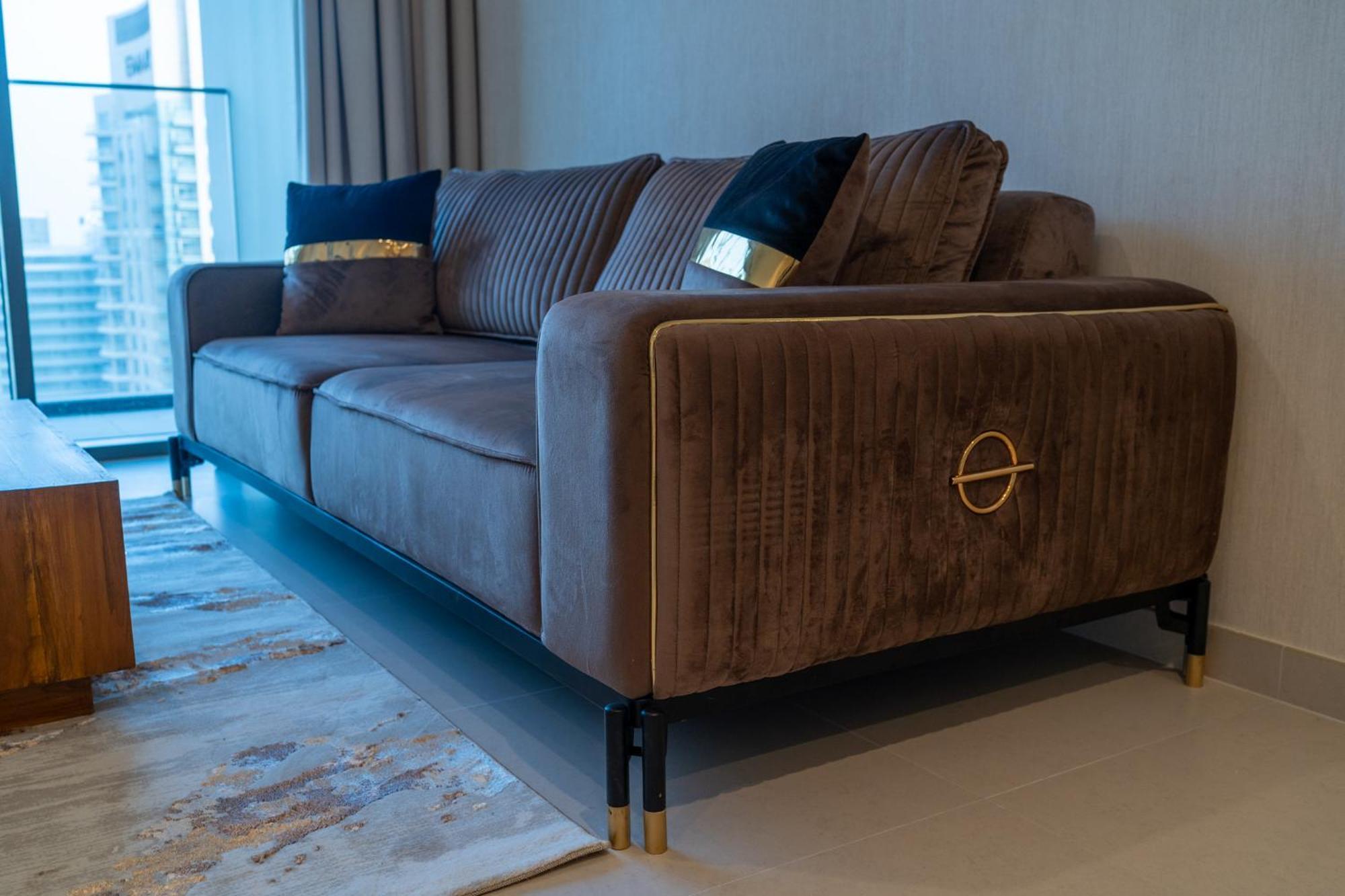 Bellavista Burj Royal: Downtown Apartment *