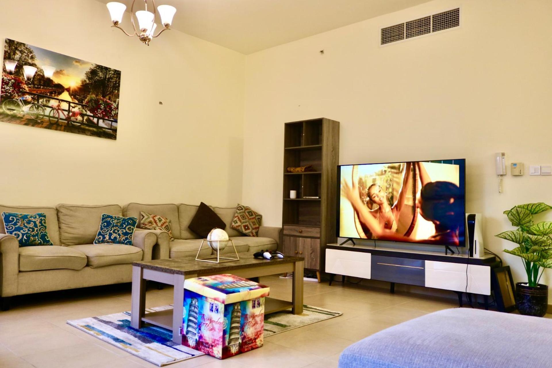 Marina Homes *