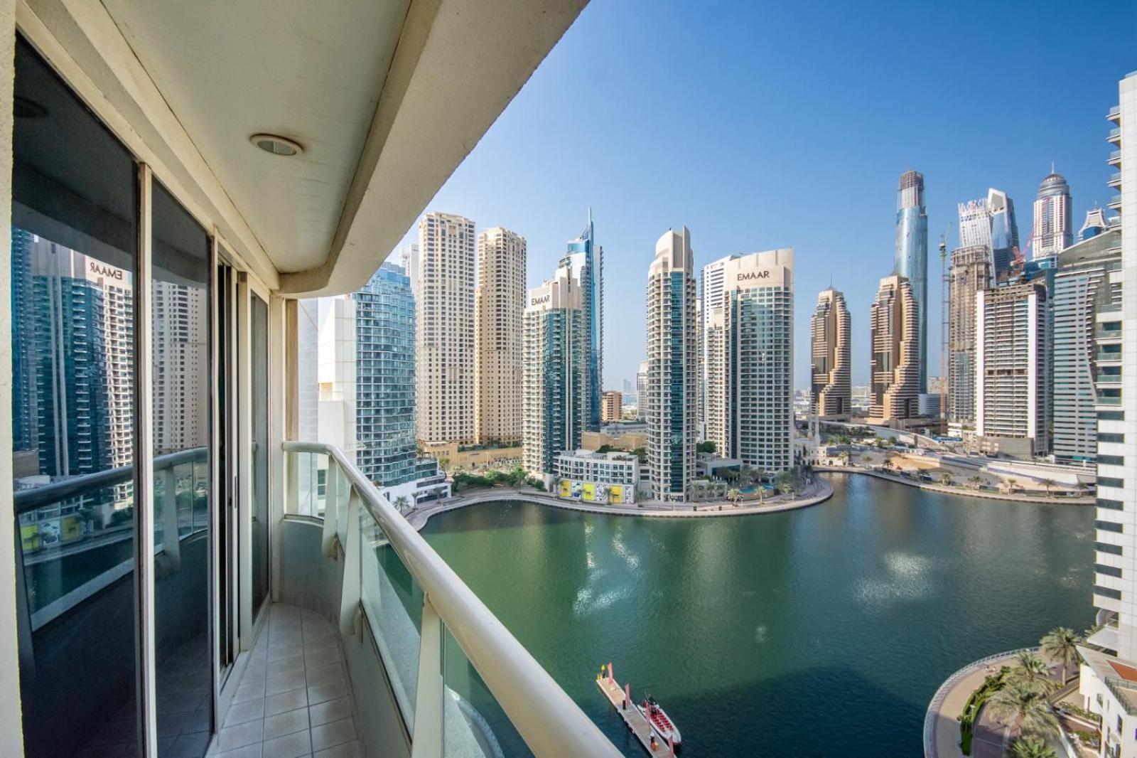 New!! Marina View - Recently Renovated Apartment Dubai