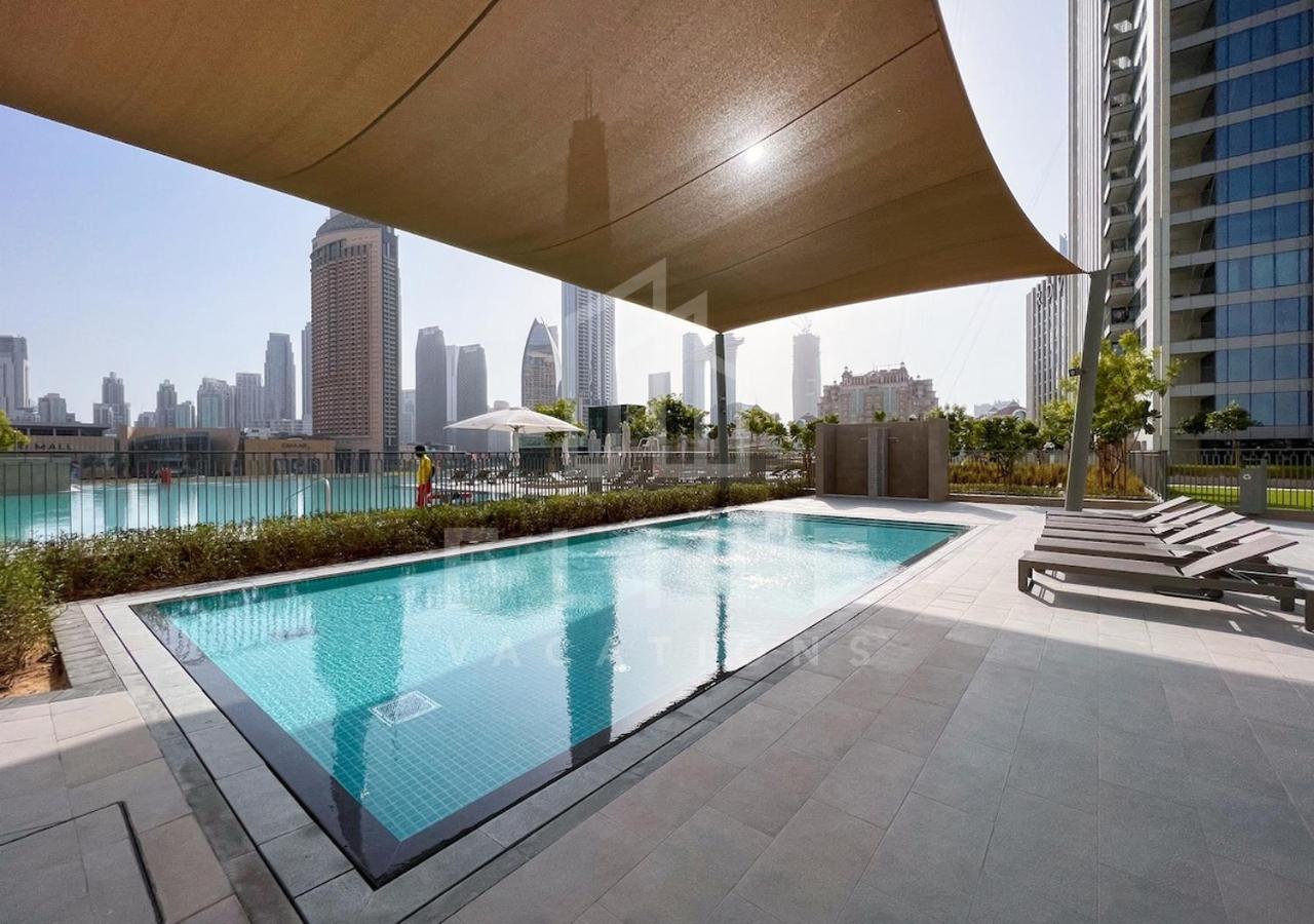 Mall Connected 2 Bed Full Burj Khalifa Views Apartment