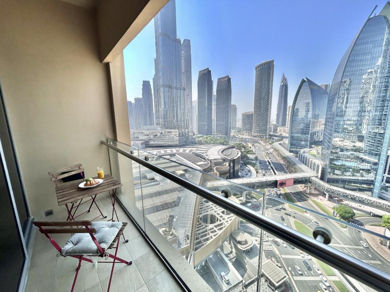 Fashion Avenue Mall Residences - With Balcony *