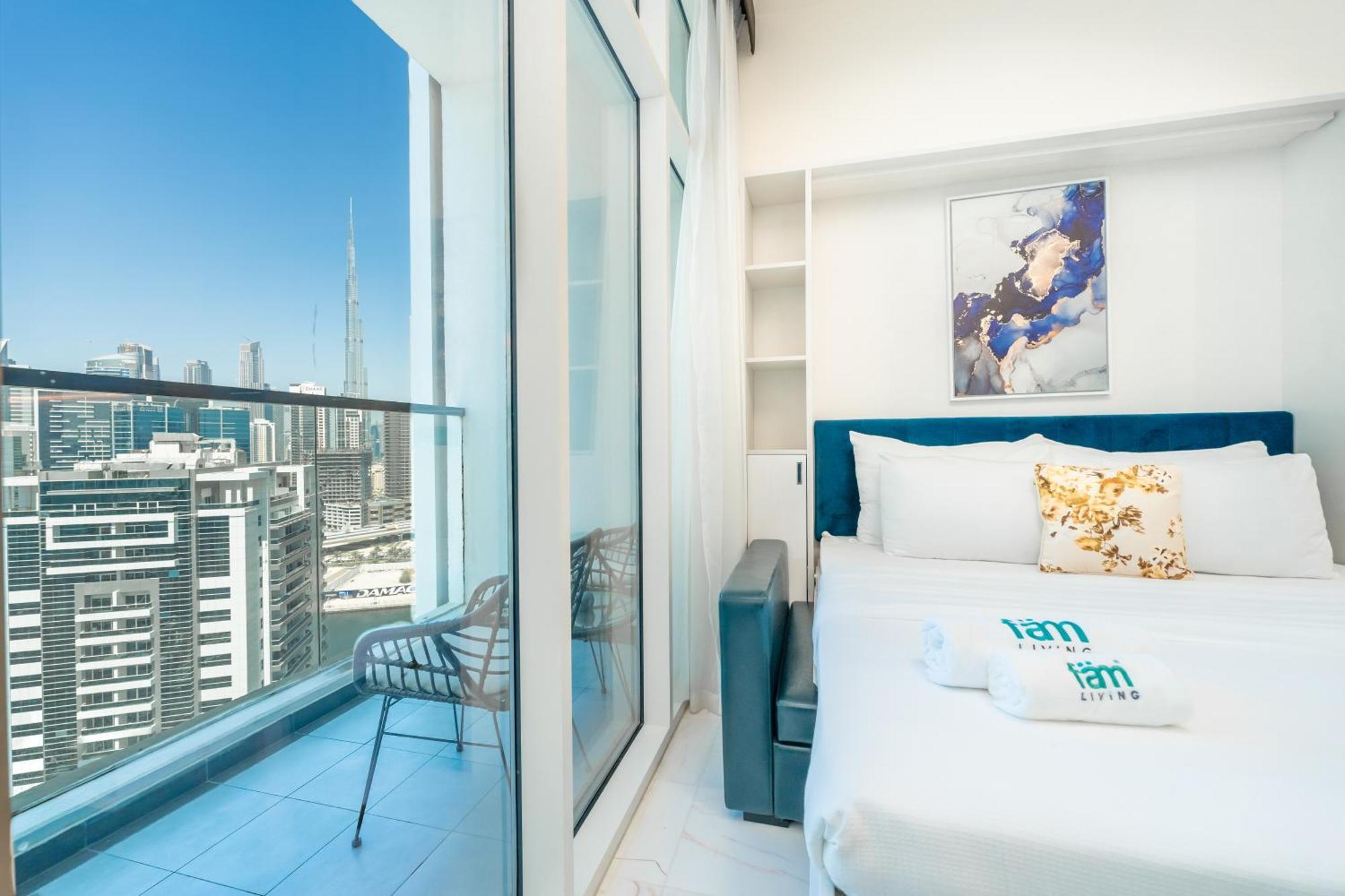 Fam Living - Bayz Tower By Danube - Business Bay Apartment Dubai