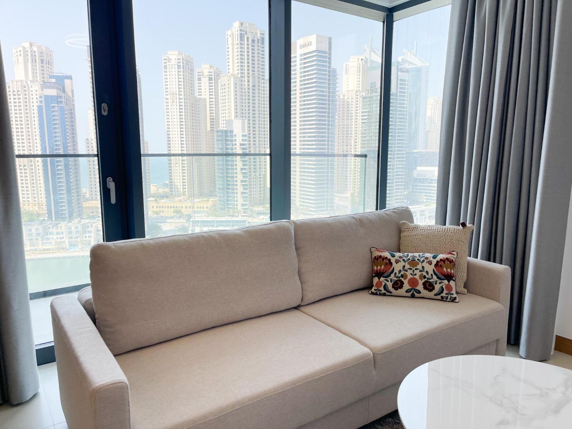 Luxury Living At Vida Marina & Yacht Club * Dubai