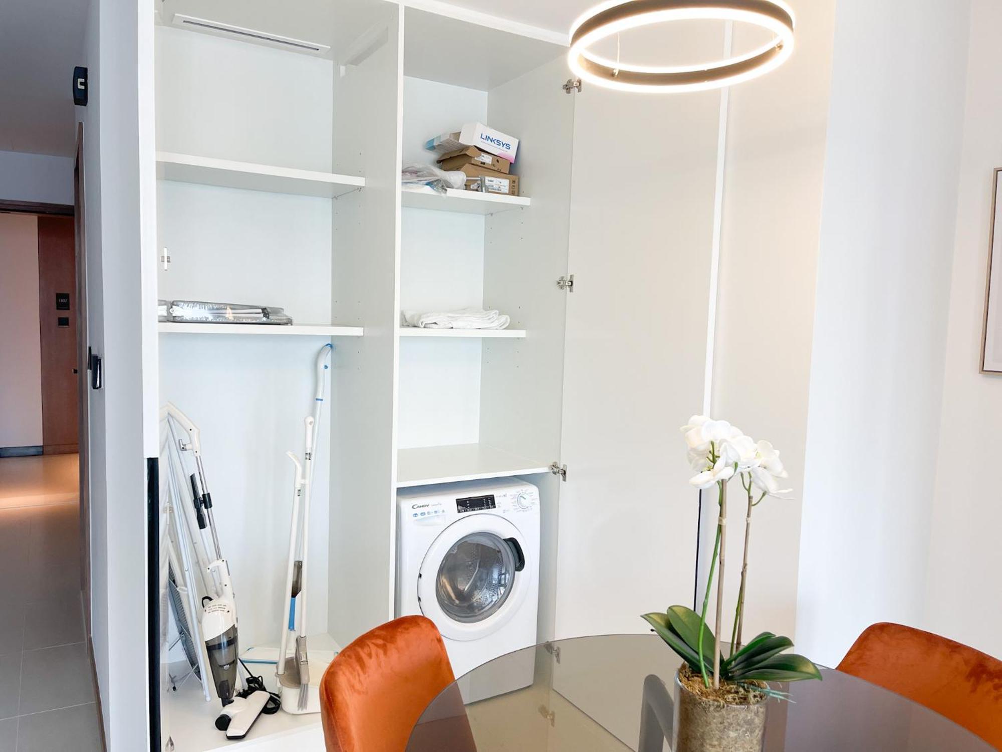 Luxury Living At Vida Marina & Yacht Club Apartment