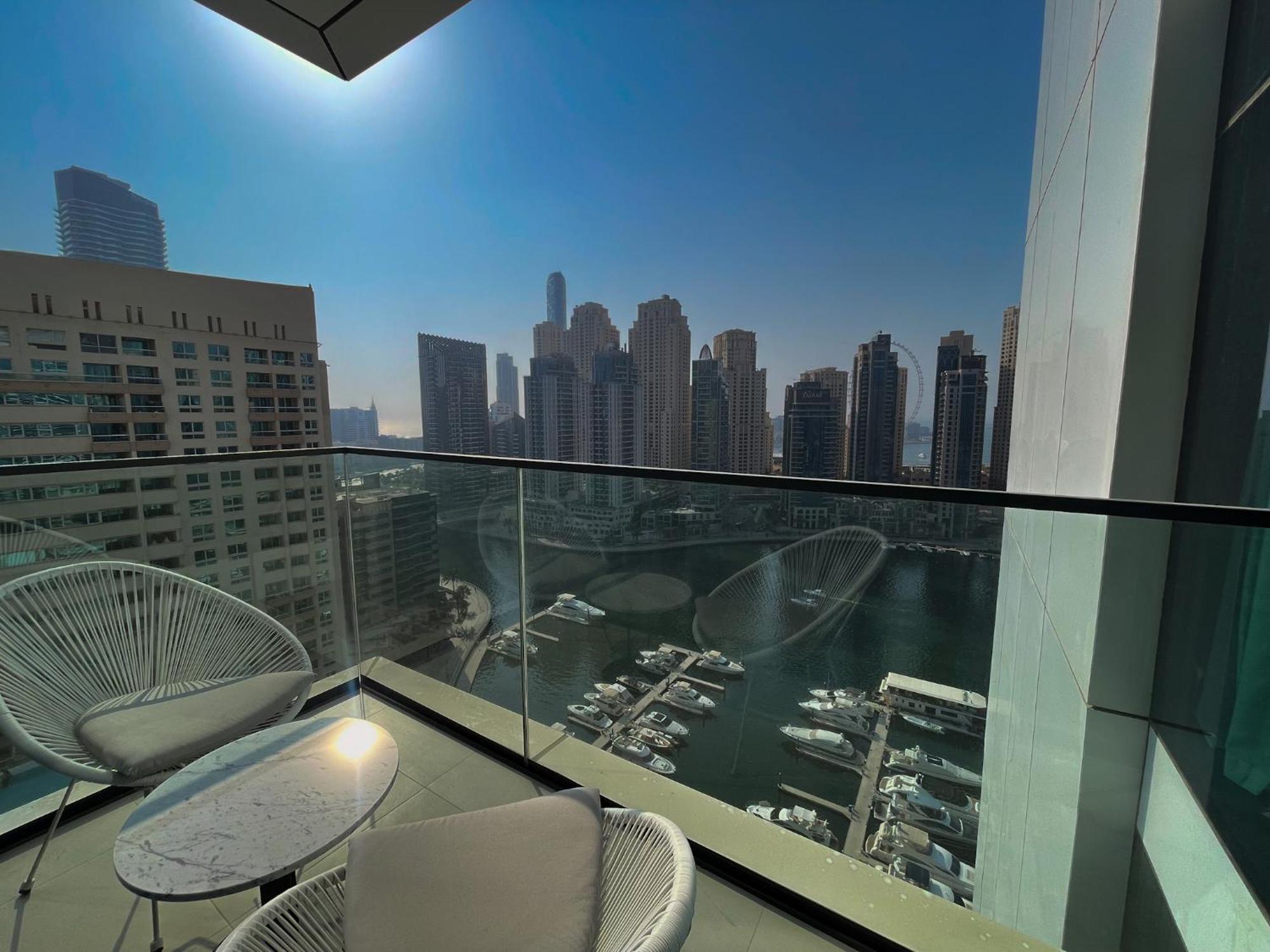 Luxury Living At Vida Marina & Yacht Club Apartment *