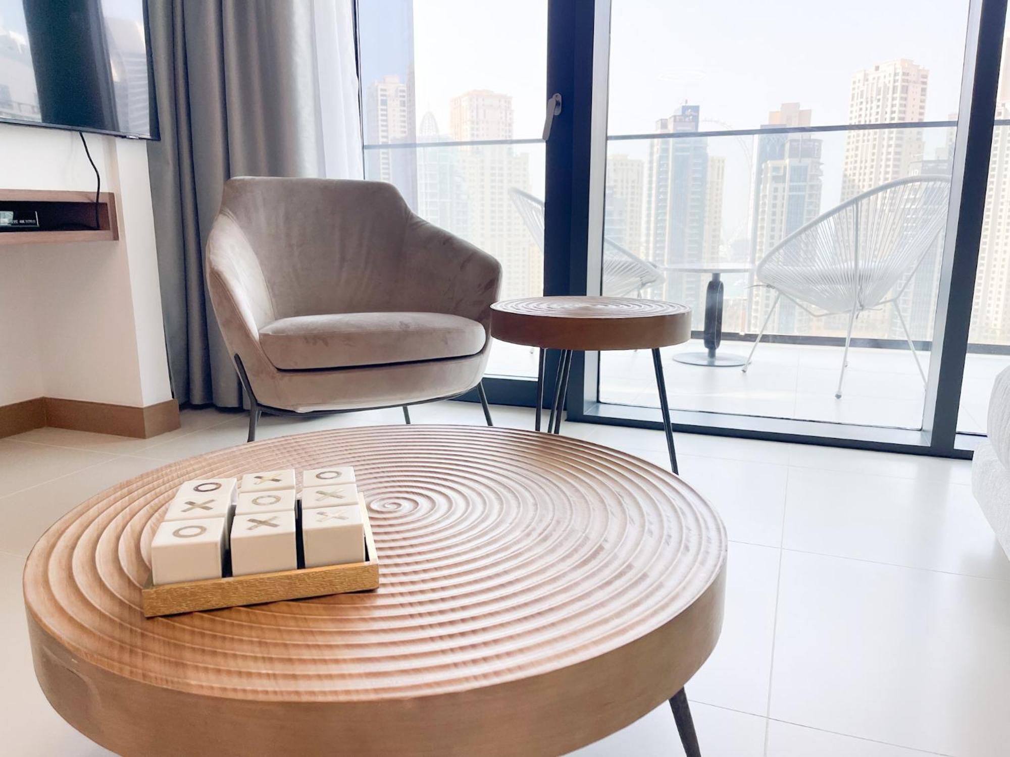 Luxury Living At Vida Marina & Yacht Club * Dubai