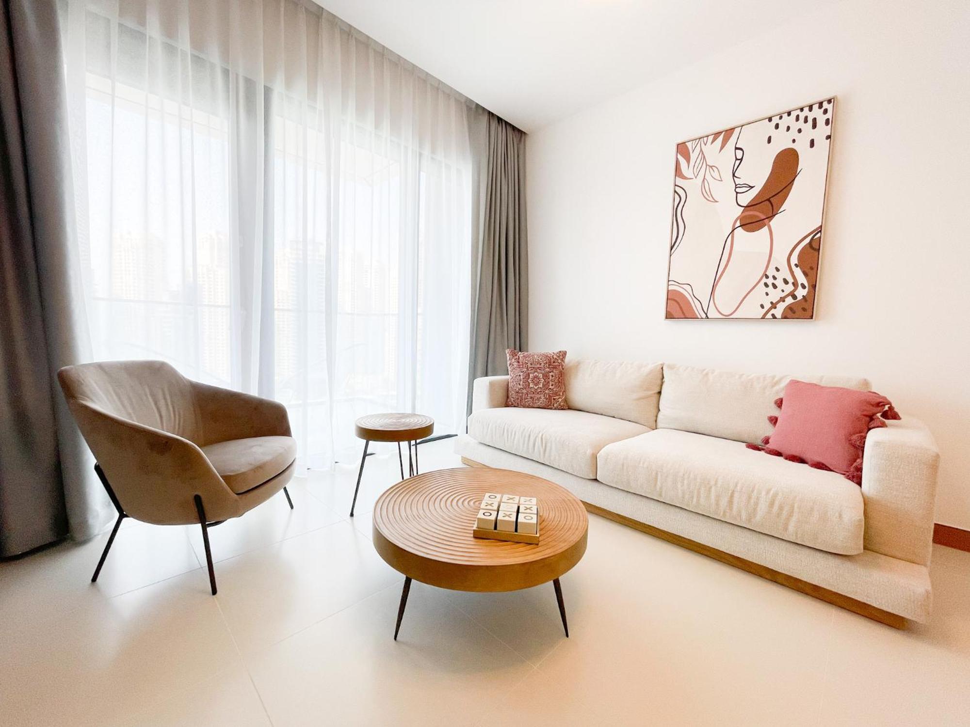 Luxury Living At Vida Marina & Yacht Club *