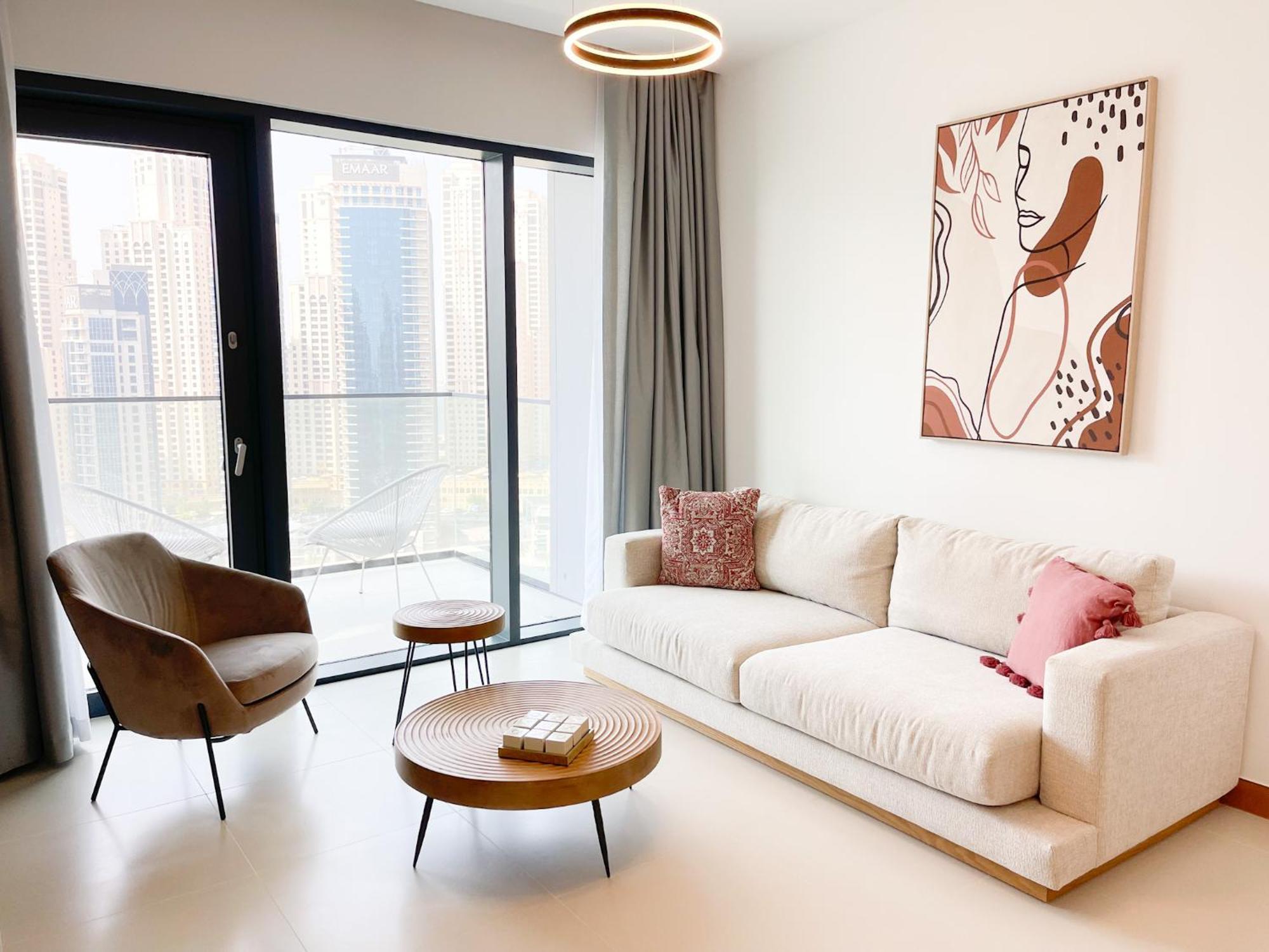 Luxury Living At Vida Marina & Yacht Club Apartment Dubai