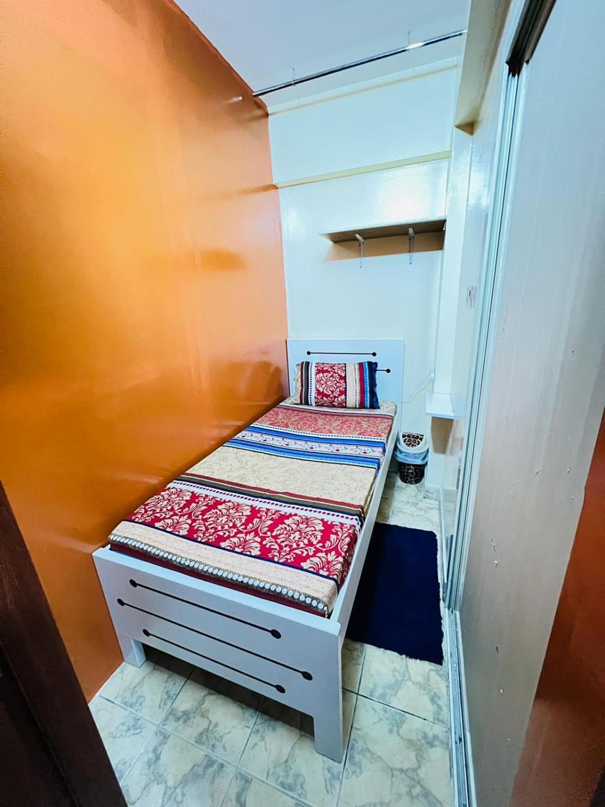 Moon Backpackers , Al Rigga , Partition For Couples And For Singles Dubai