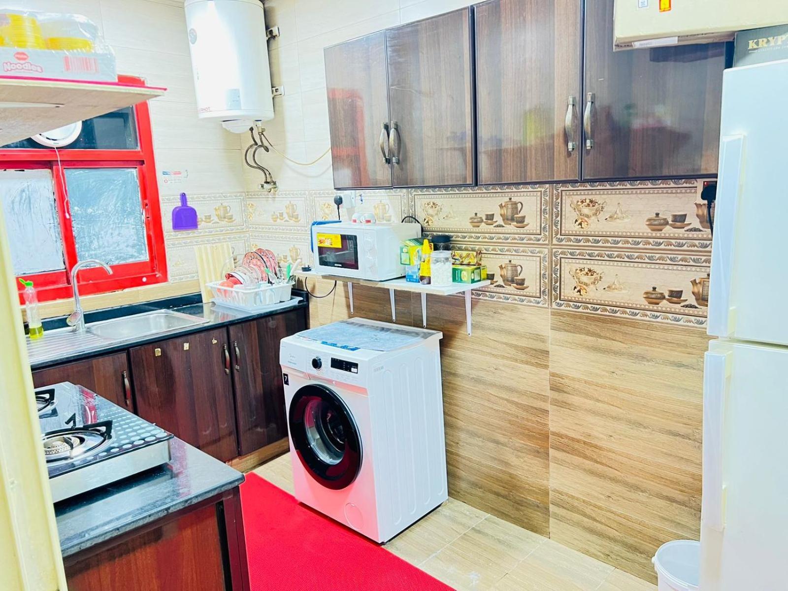 Moon Backpackers , Al Rigga , Partition For Couples And For Singles Apartment