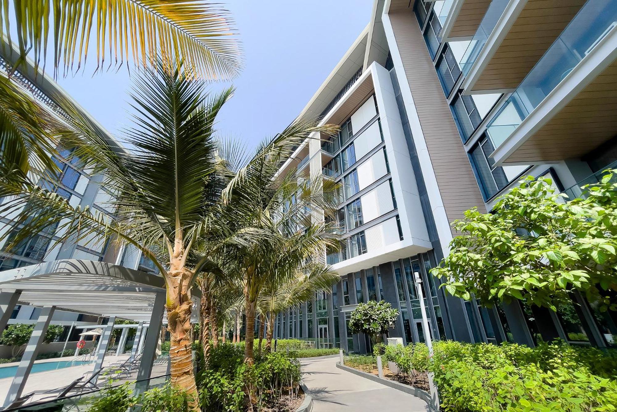 Luxury 3bdr On Bluewaters Island Apartment *