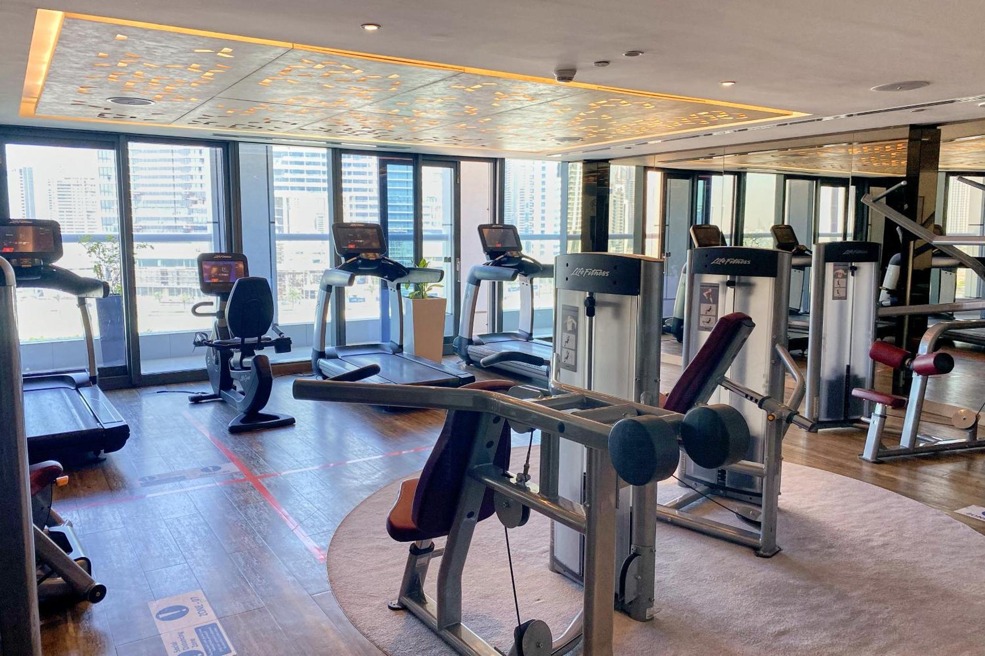 Apartment Aliving- Luxury 2br In Paramount Business Bay Damac Towers 6106 Dubai