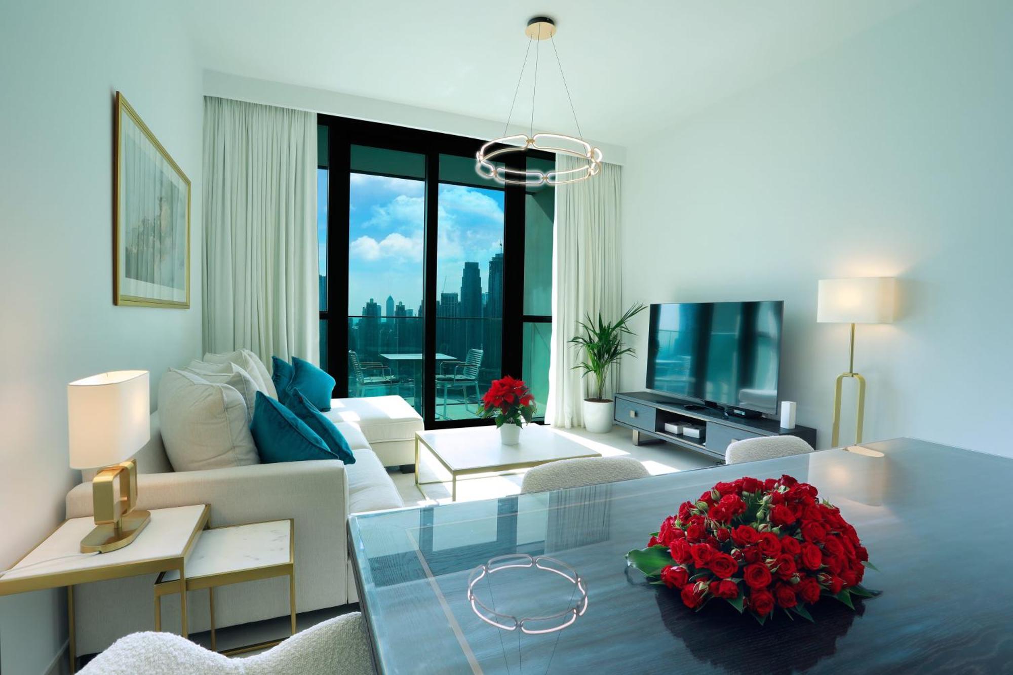 Elegant With Direct Access To Mall Apartment